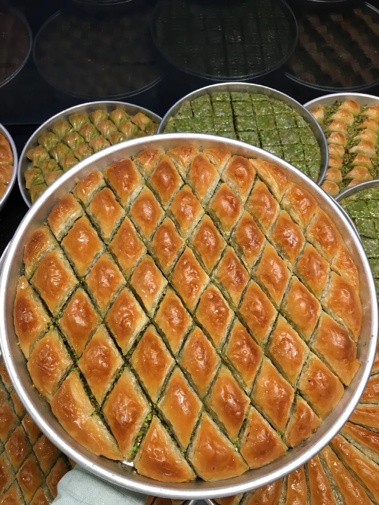 Fıstıklı Baklava ( Mekik ) 