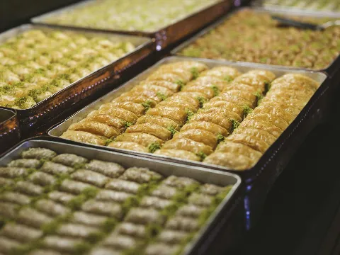 Baklava tepsileri