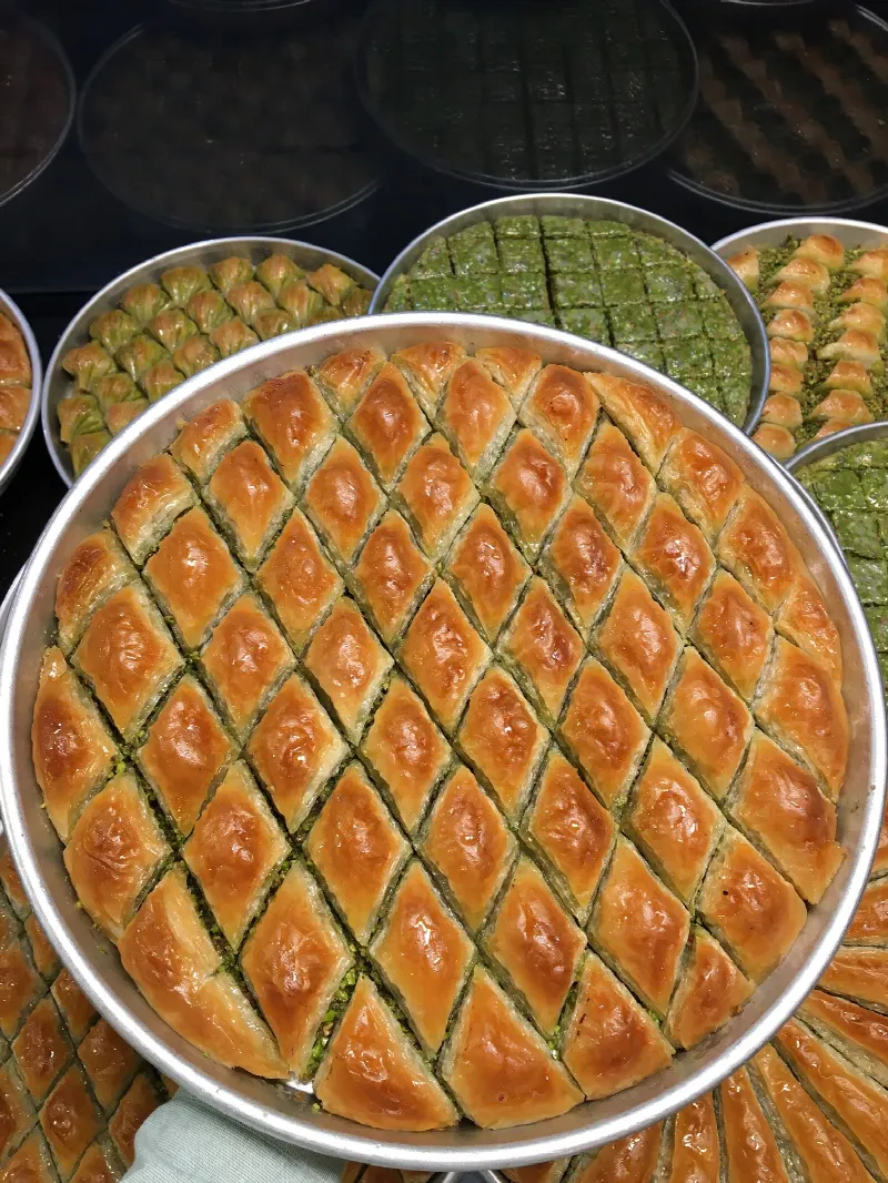 Fıstıklı Baklava ( Mekik ) 